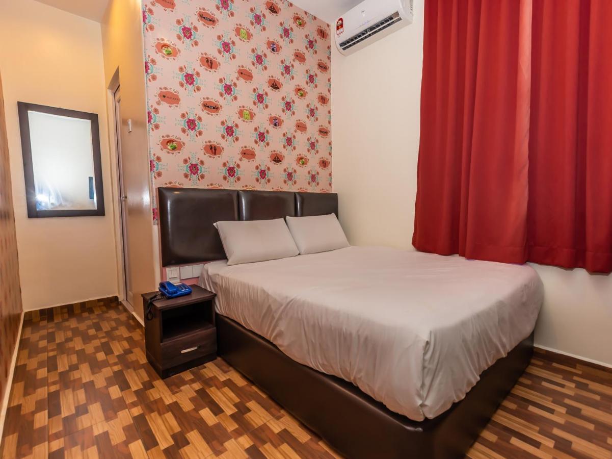 Gold City Hotel Малакка Экстерьер фото