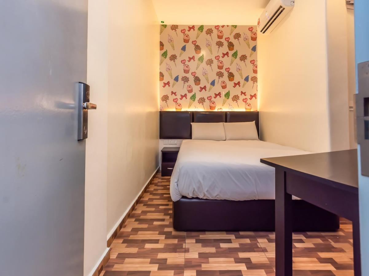 Gold City Hotel Малакка Экстерьер фото